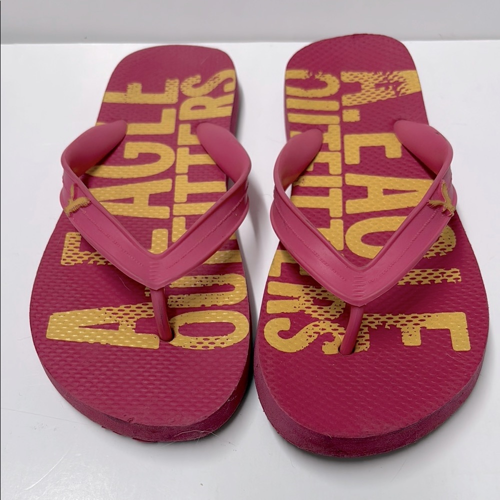 American Eagle Outfitters Pink Classic Rubber Thong Flip Flops Sz 6